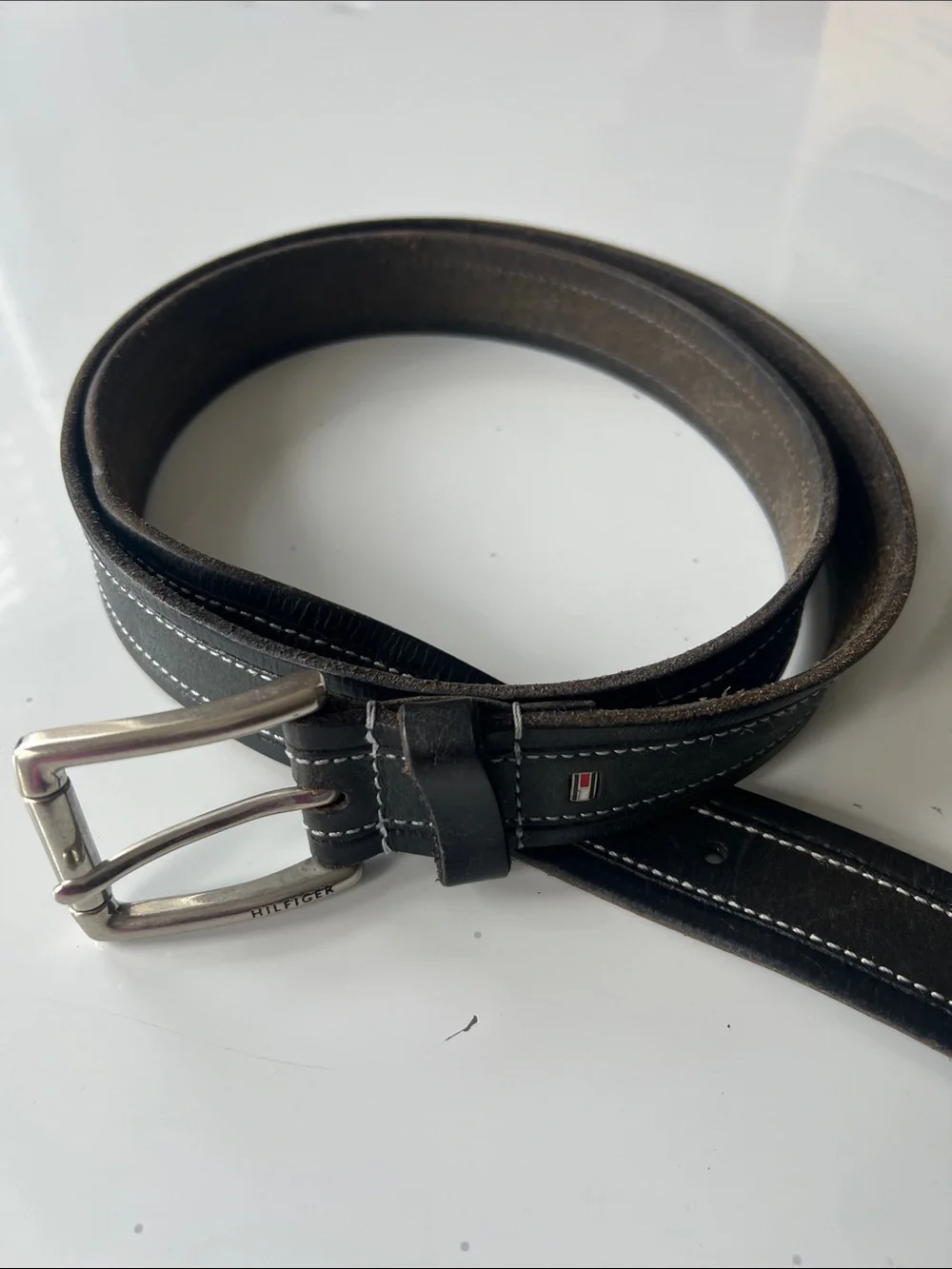 Tommy Hilfiger XL Genuine Leather Black Belt White Stitch Silver Buckle Mens XL
